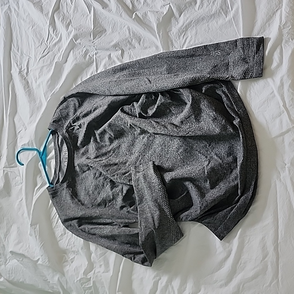 Figs long sleeve maternity seamless